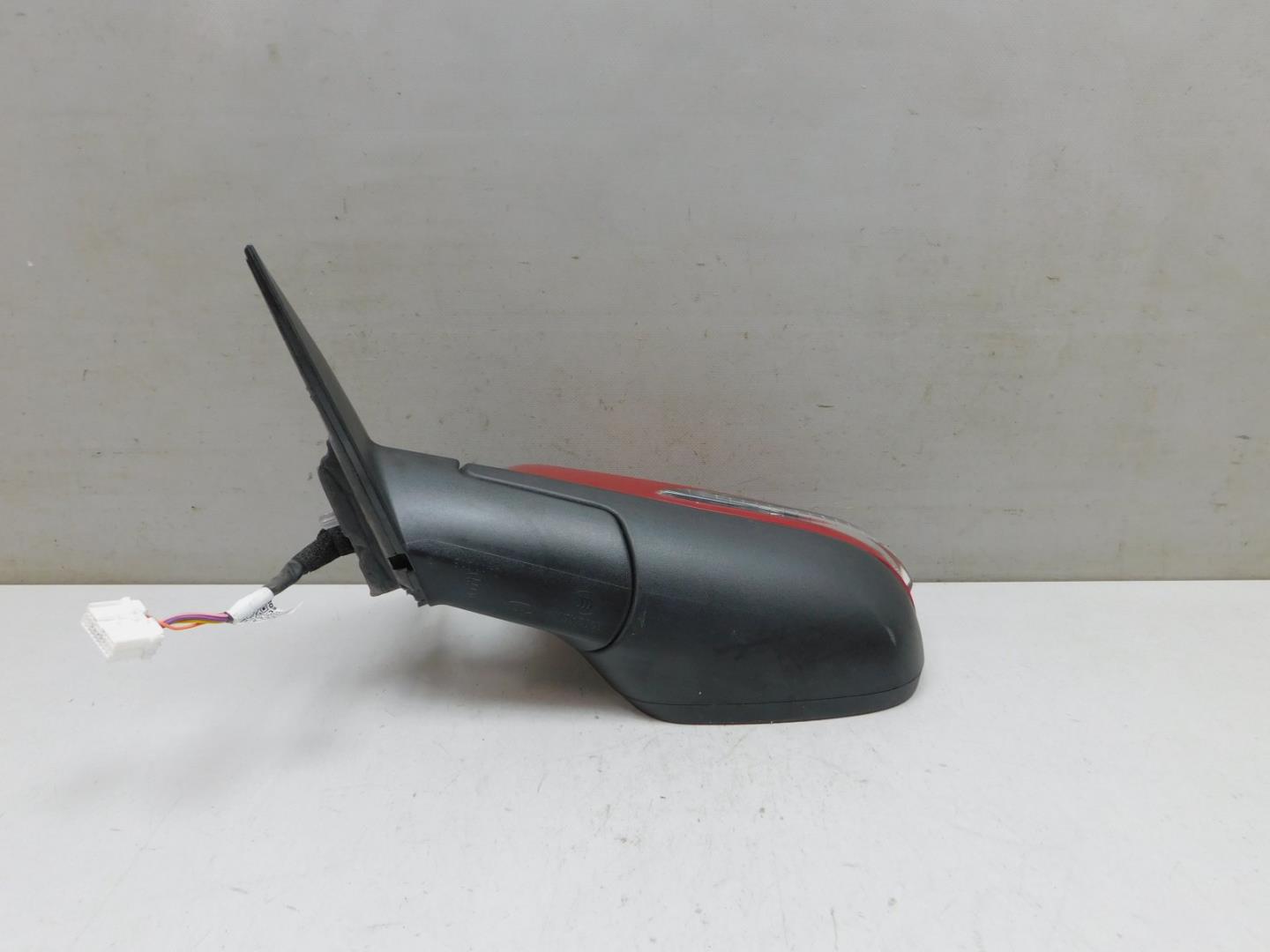 Зеркало левое электрическое