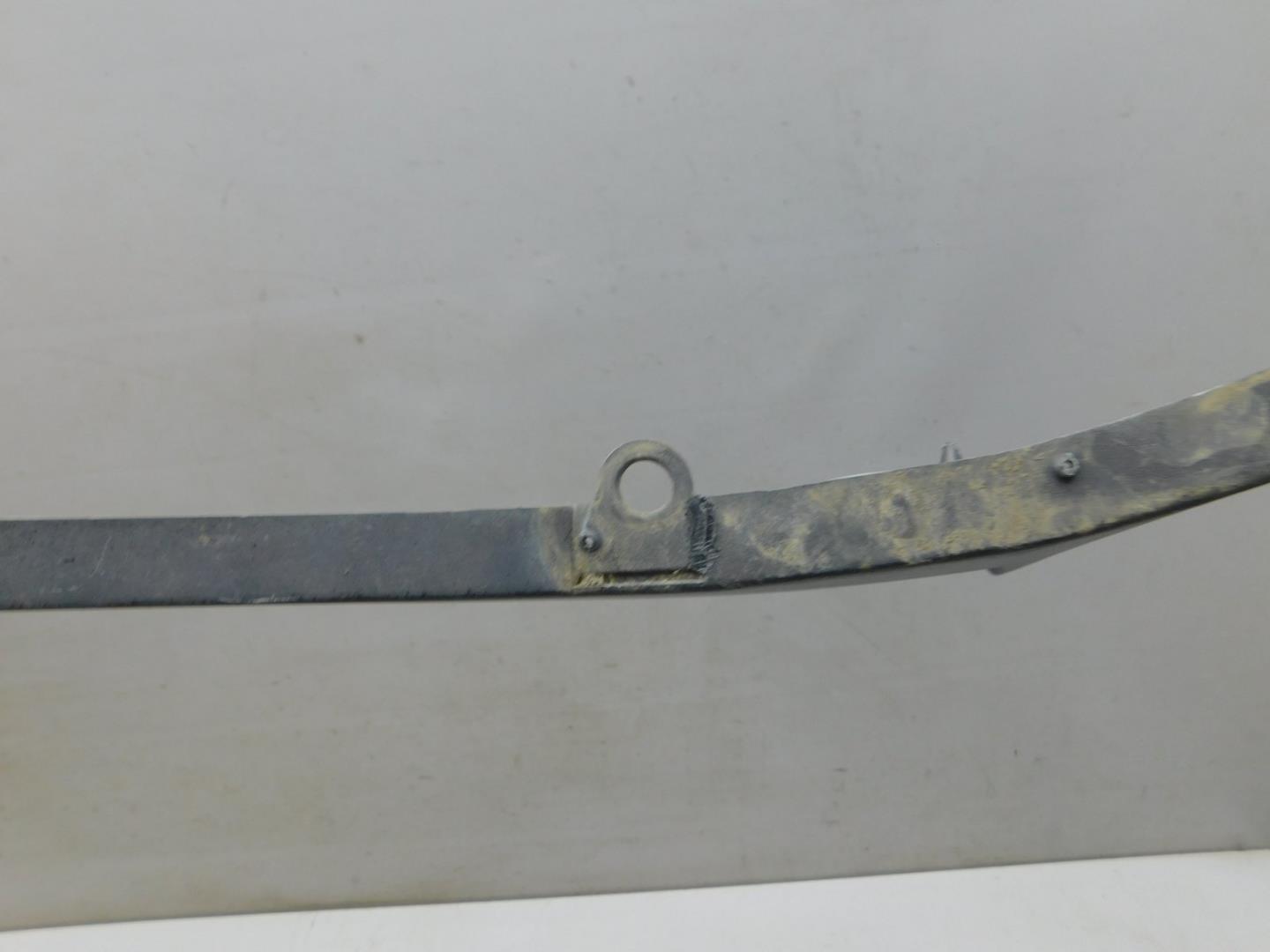 Накладка переднего крыла левого