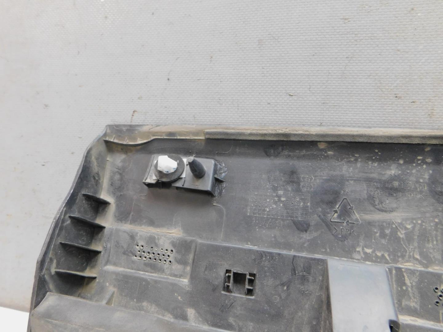 Накладка двери задней правой