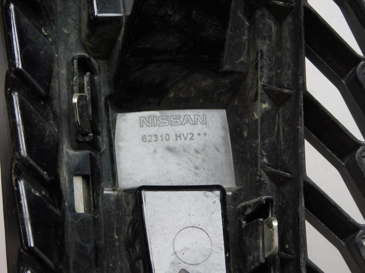 Решетка радиатора