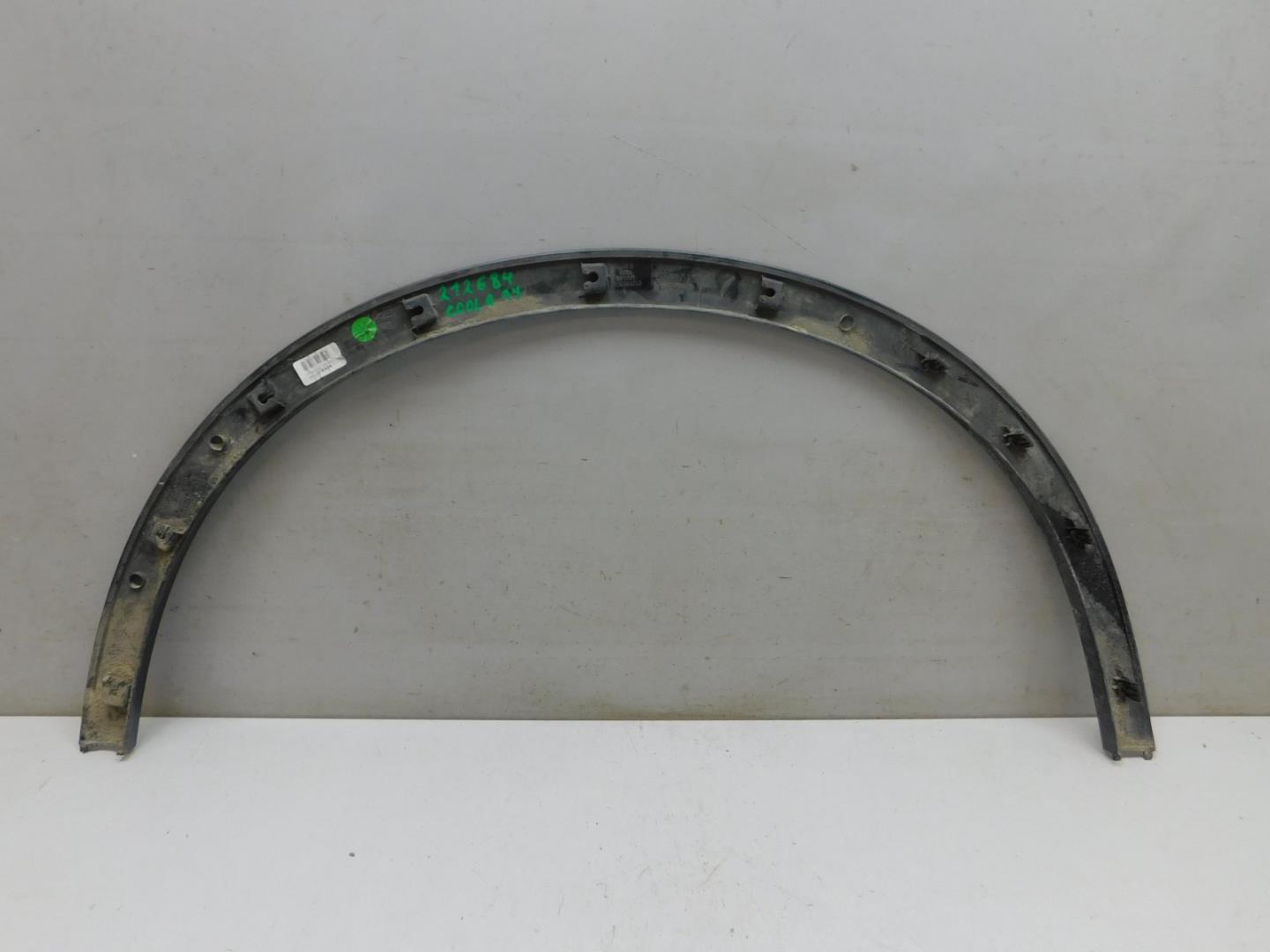 Накладка переднего крыла левого