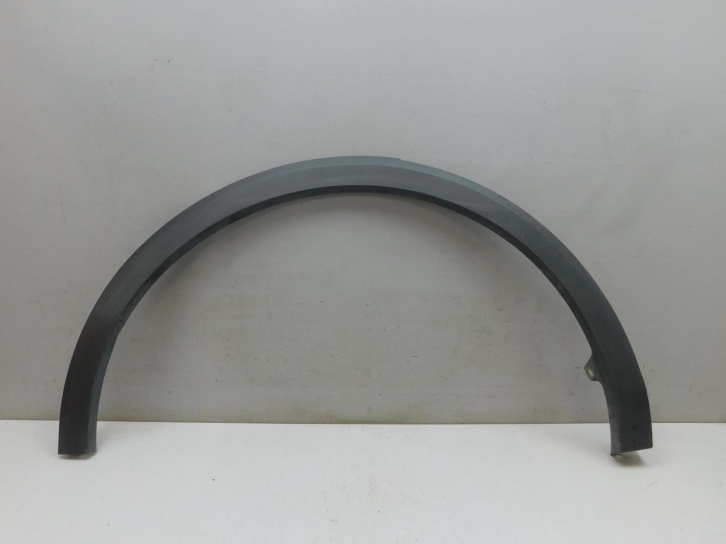 Накладка заднего крыла правого