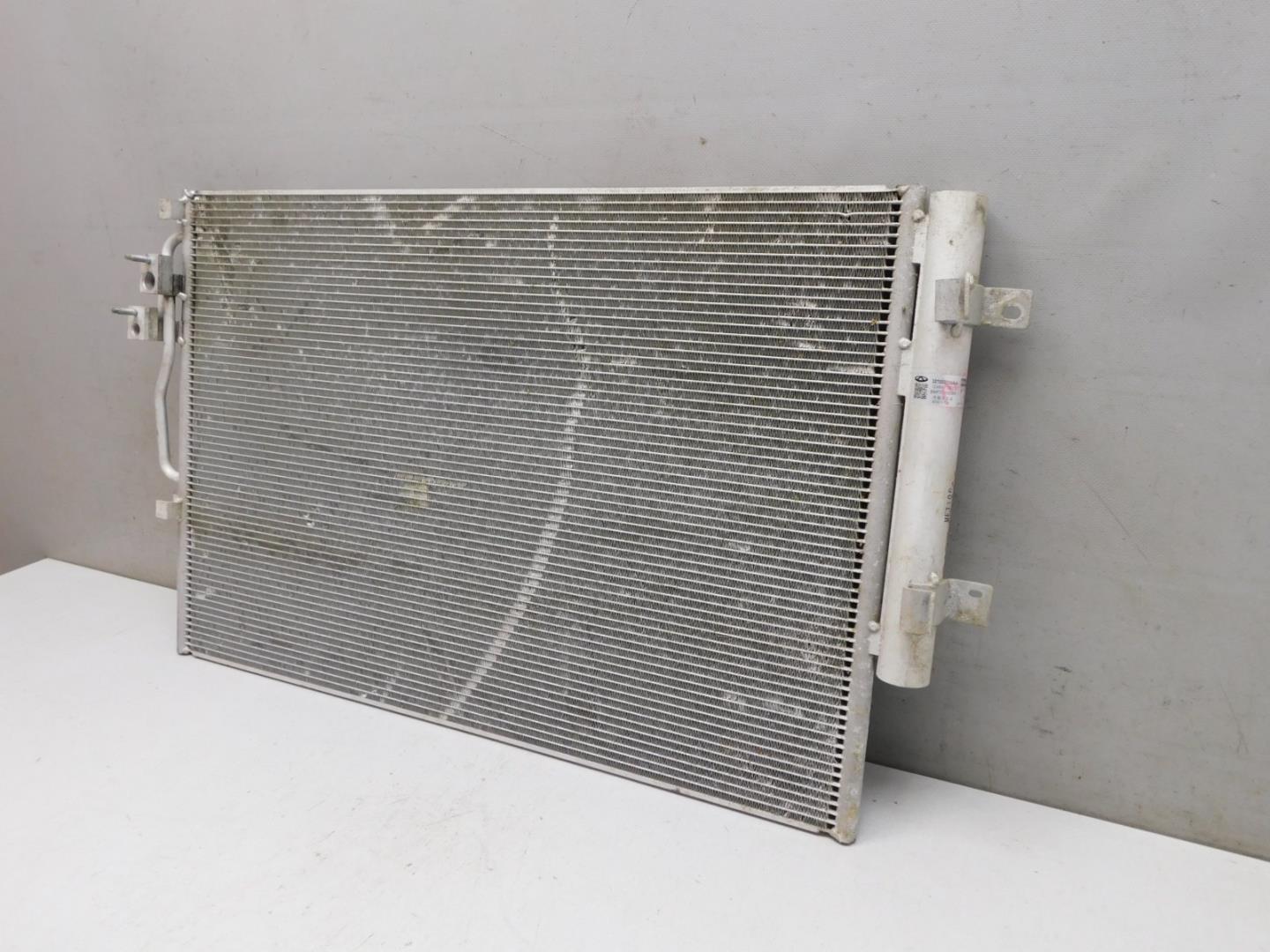 Радиатор кондиционера / конденсер