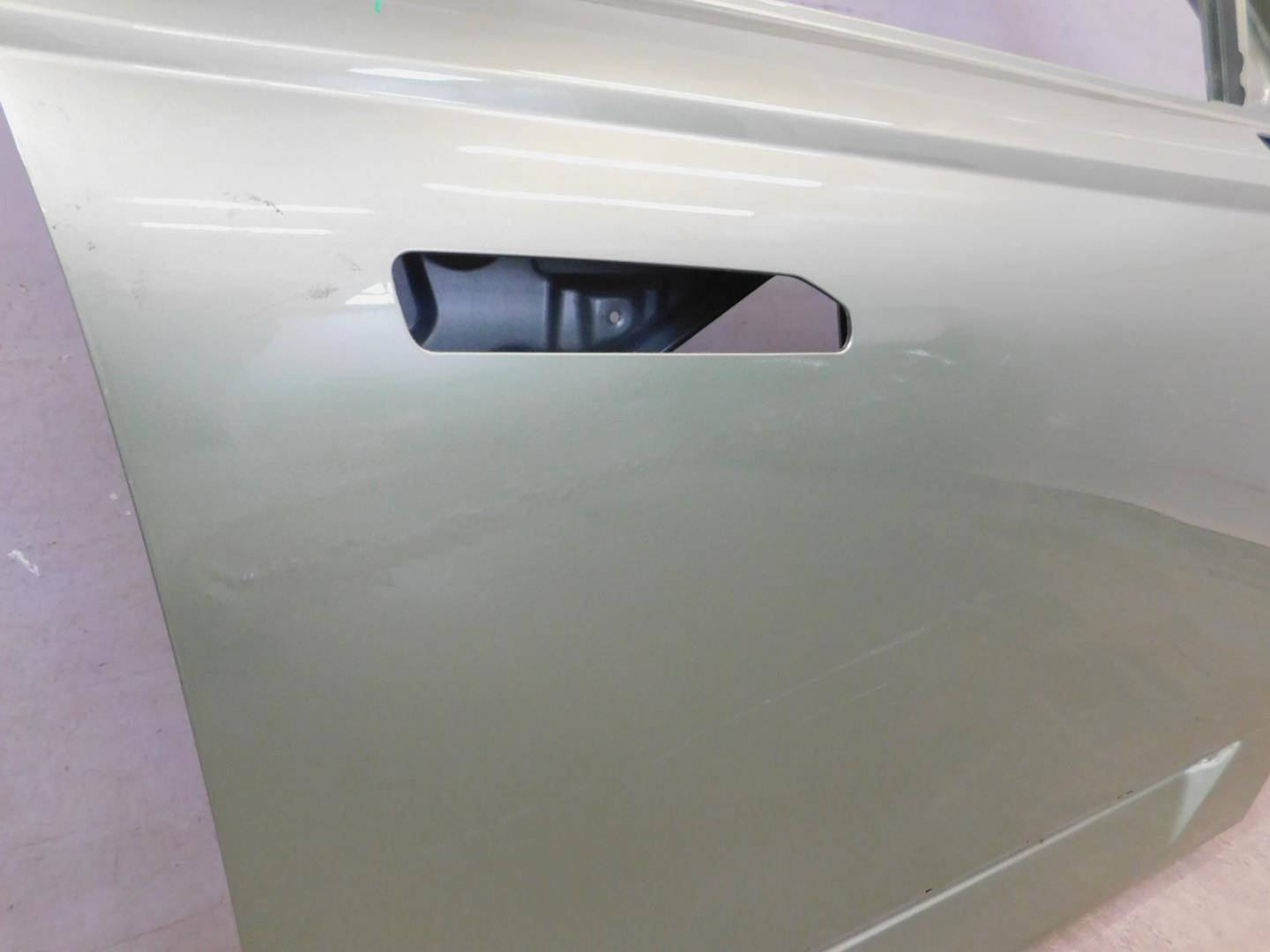 Дверь передняя правая