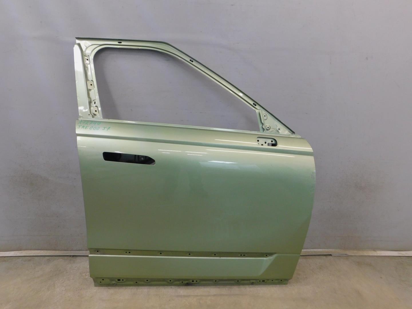 Дверь передняя правая