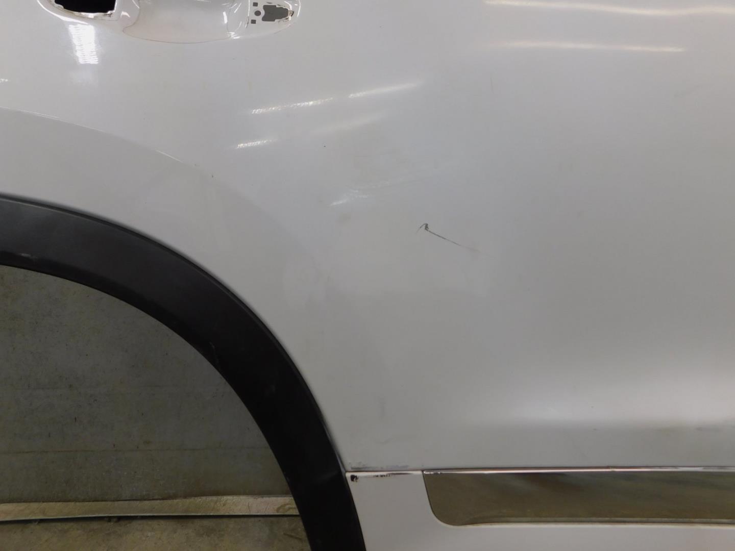 Дверь задняя правая