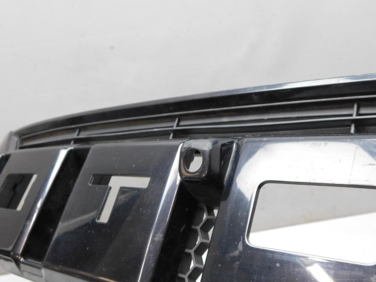 Решетка радиатора