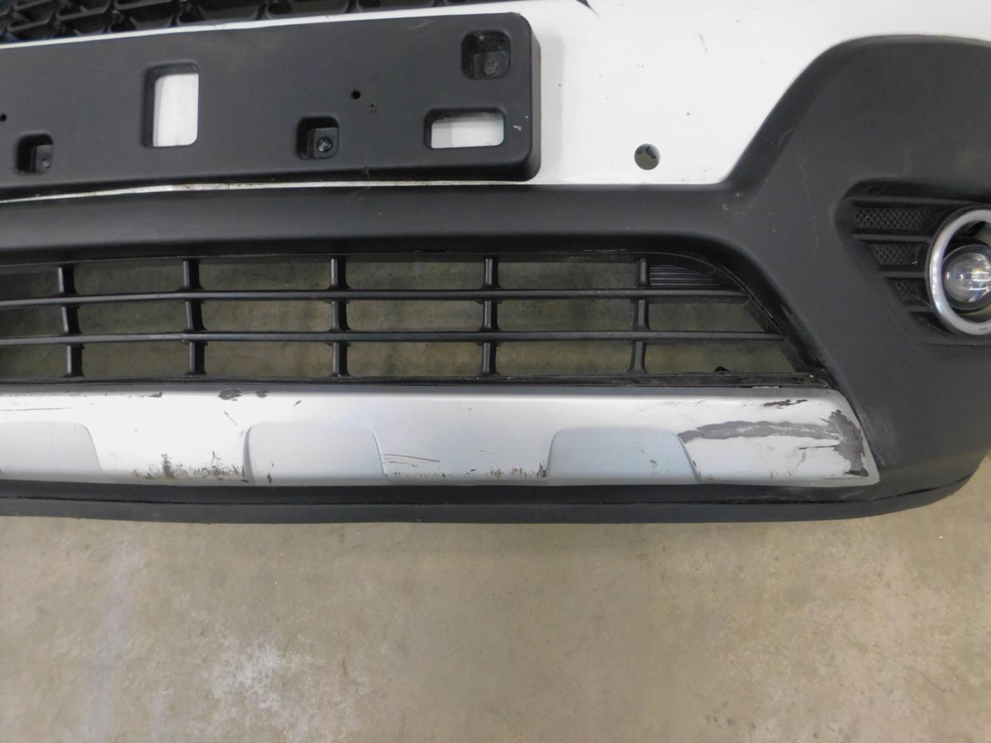 Бампер передний