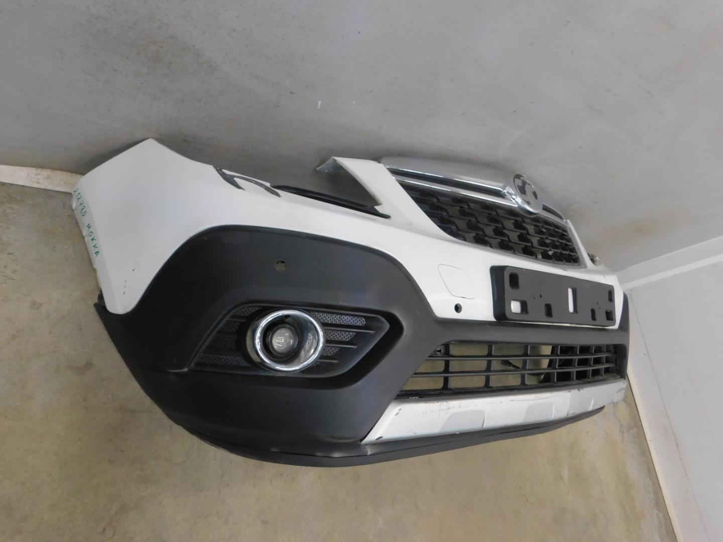 Бампер передний