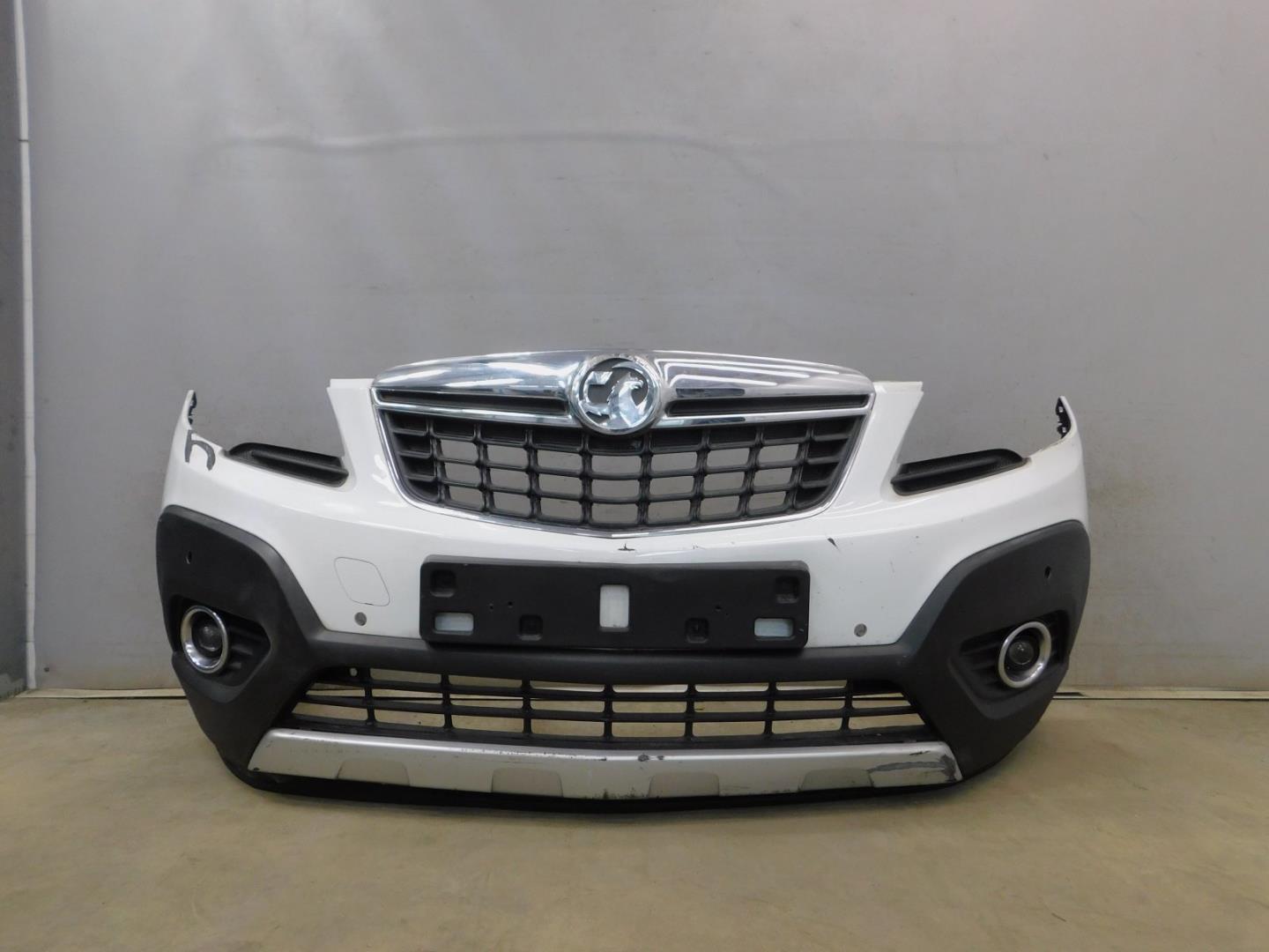 Бампер передний