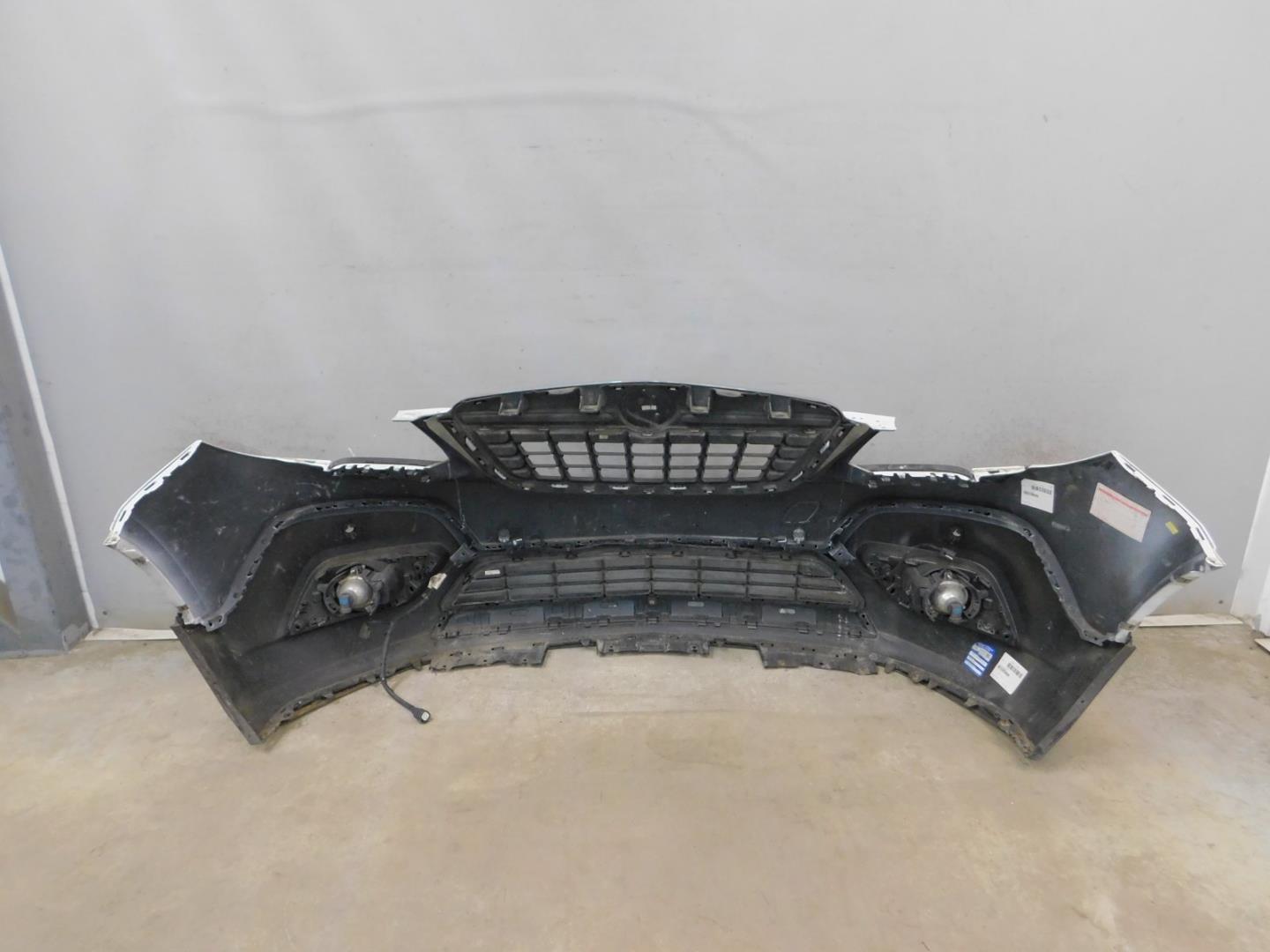 Бампер передний