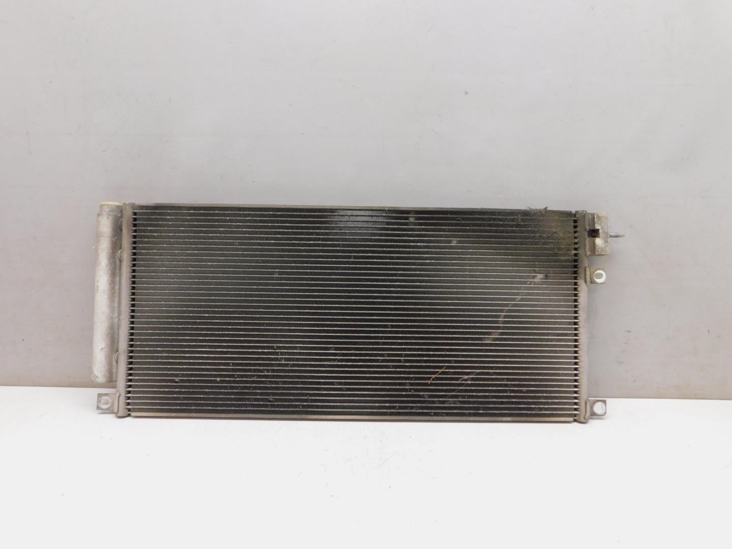 Радиатор кондиционера / конденсер