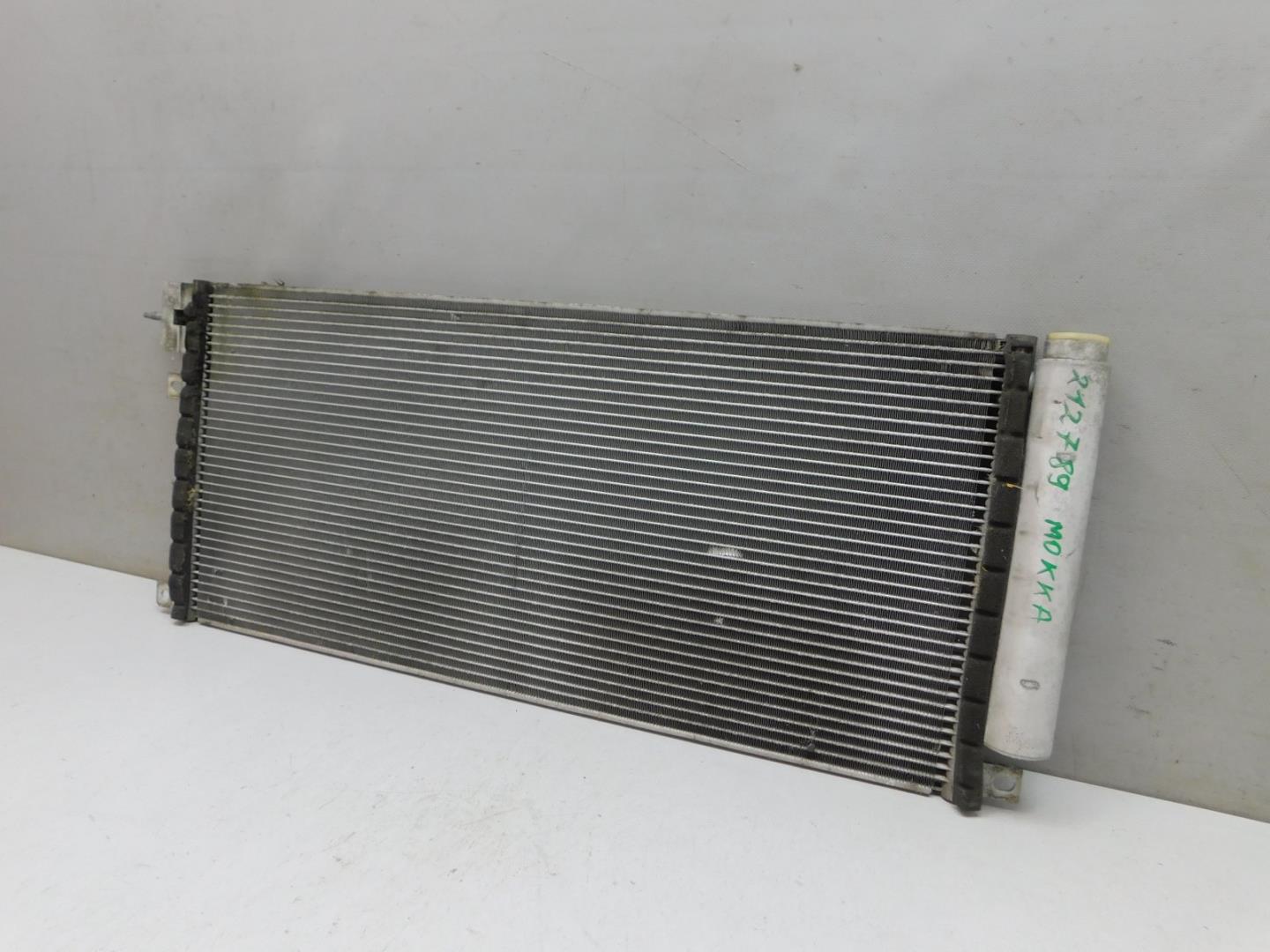 Радиатор кондиционера / конденсер