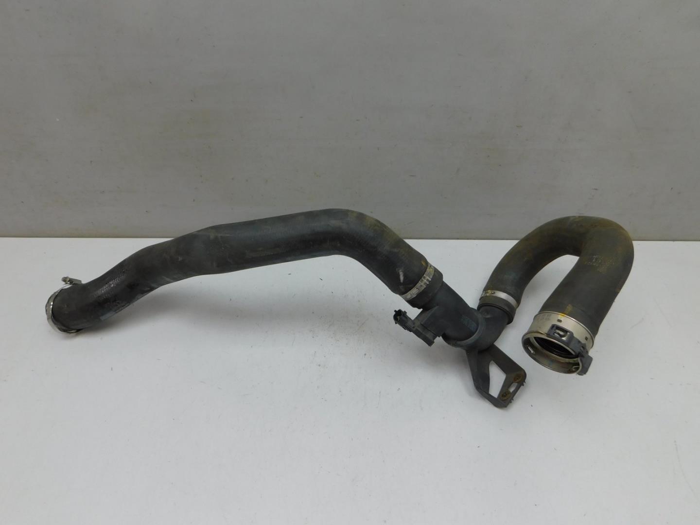 Патрубок интеркулера