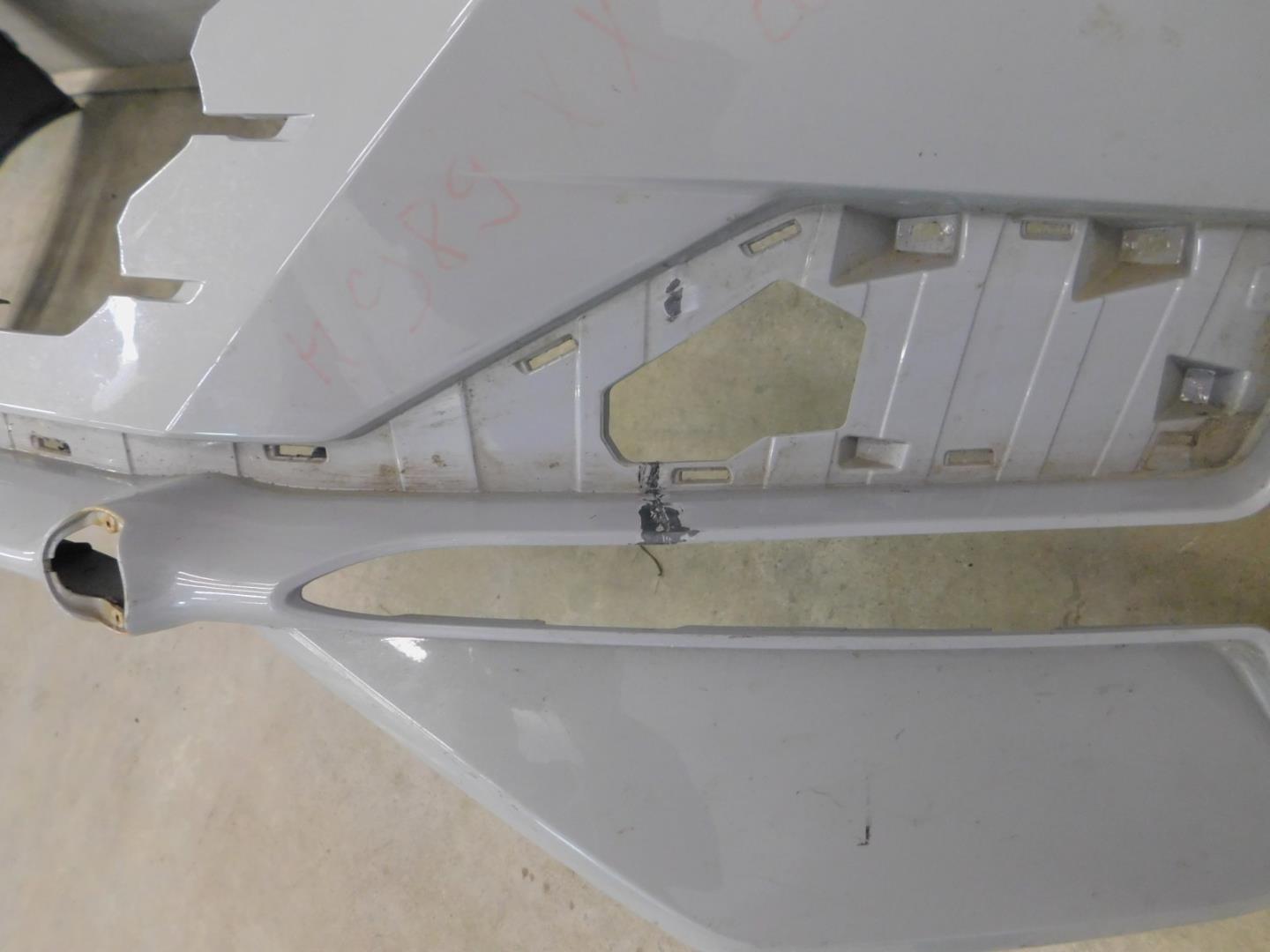 Бампер передний