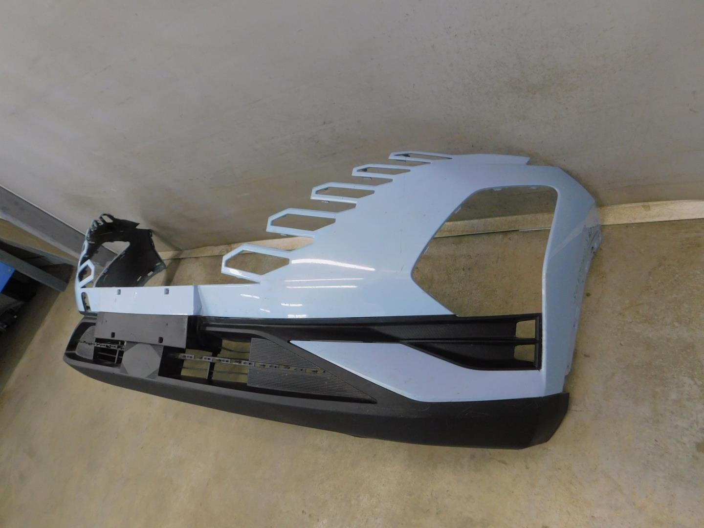 Бампер передний