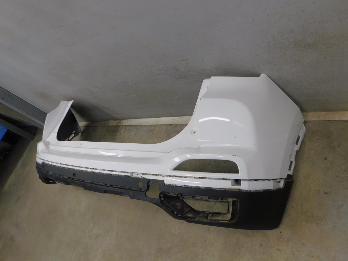 Бампер задний