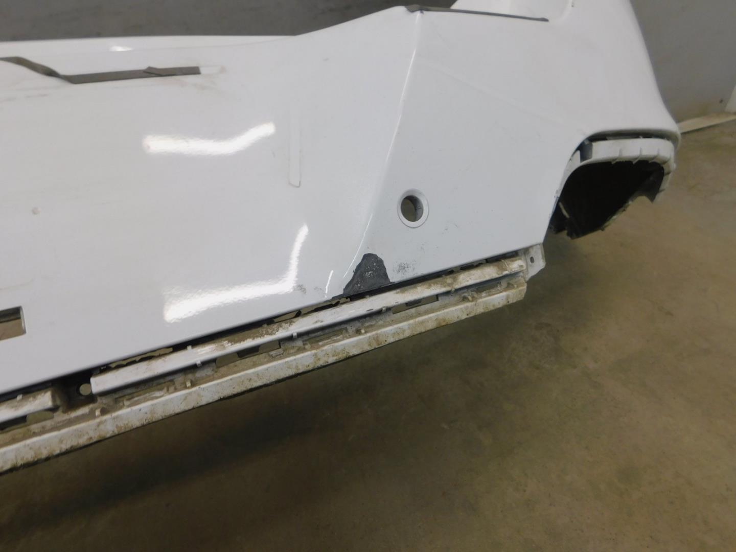 Бампер задний