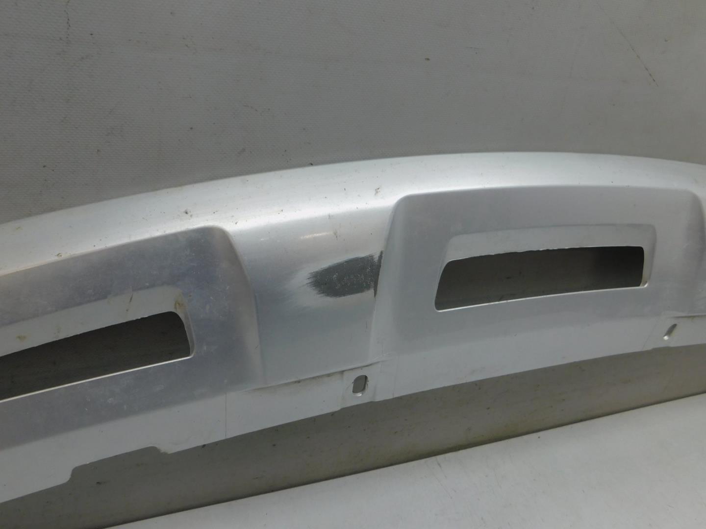 Накладка переднего бампера