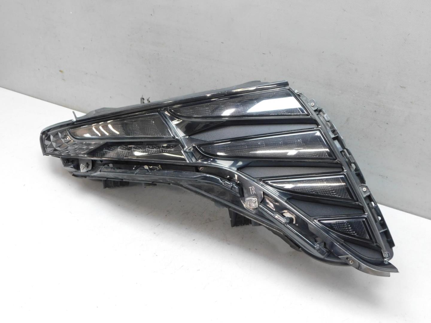 Габарит передний правый