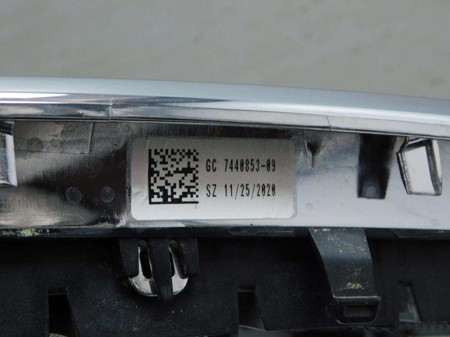 Решетка радиатора