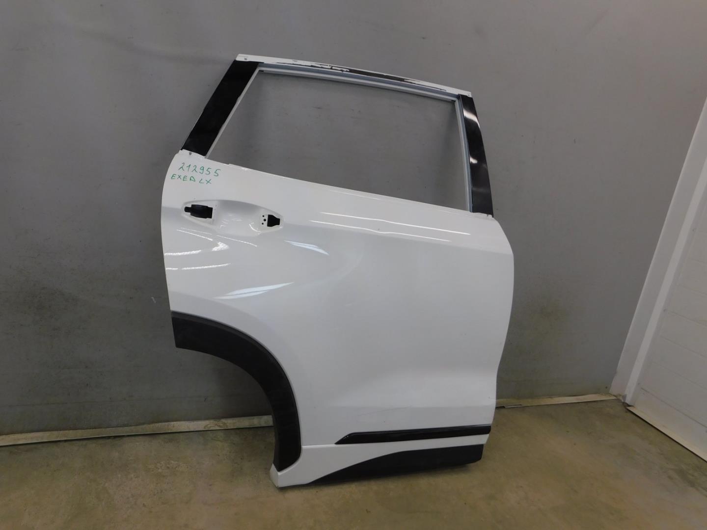 Дверь задняя правая