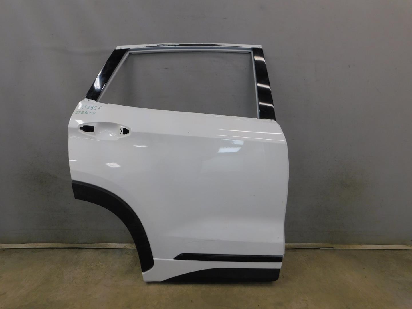 Дверь задняя правая