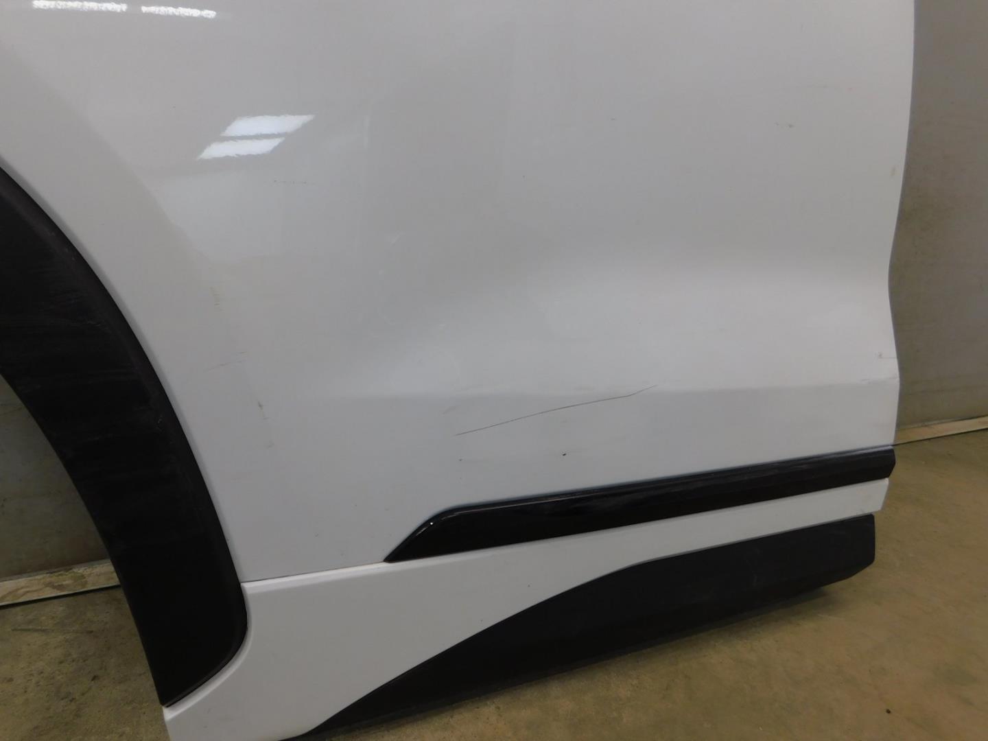 Дверь задняя правая