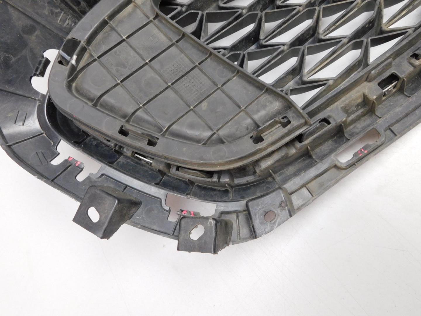 Решетка радиатора