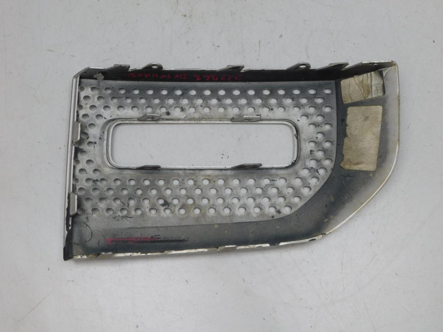 Решетка в бампер правая