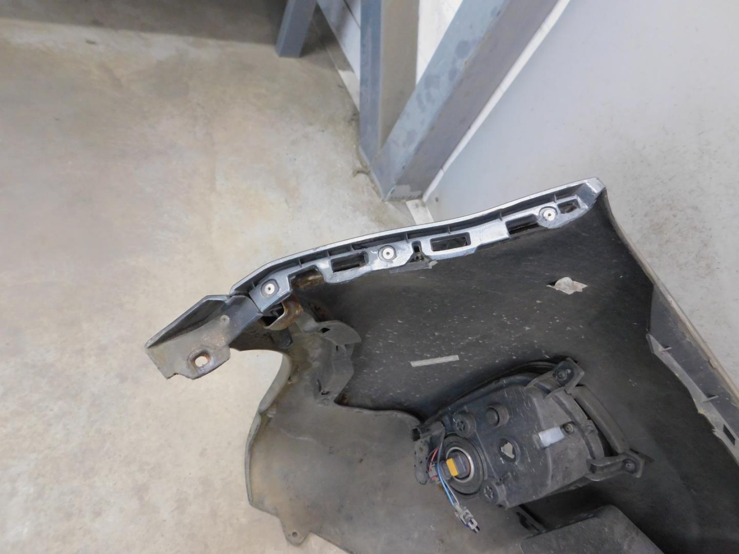 Бампер передний