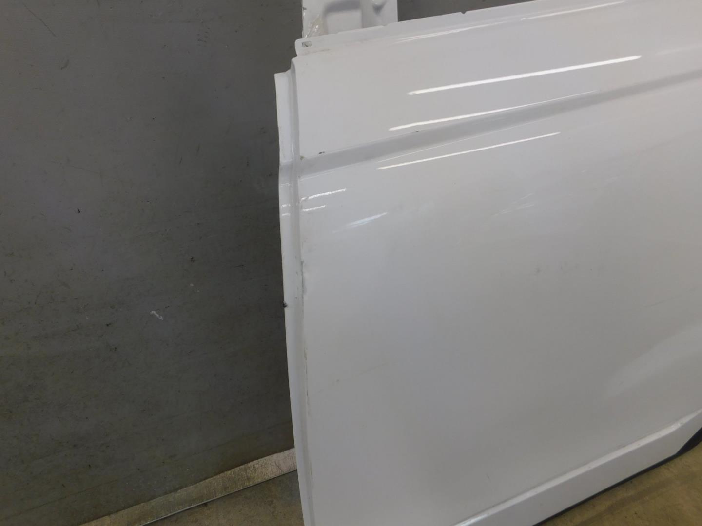 Дверь задняя левая