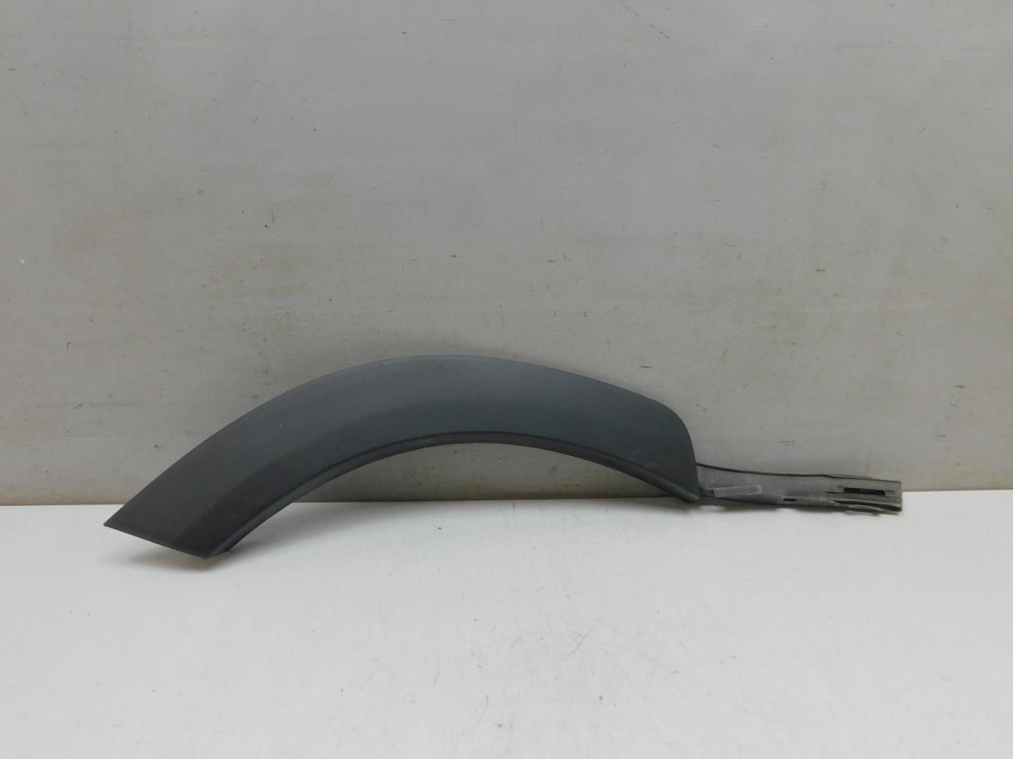 Накладка двери задней правой