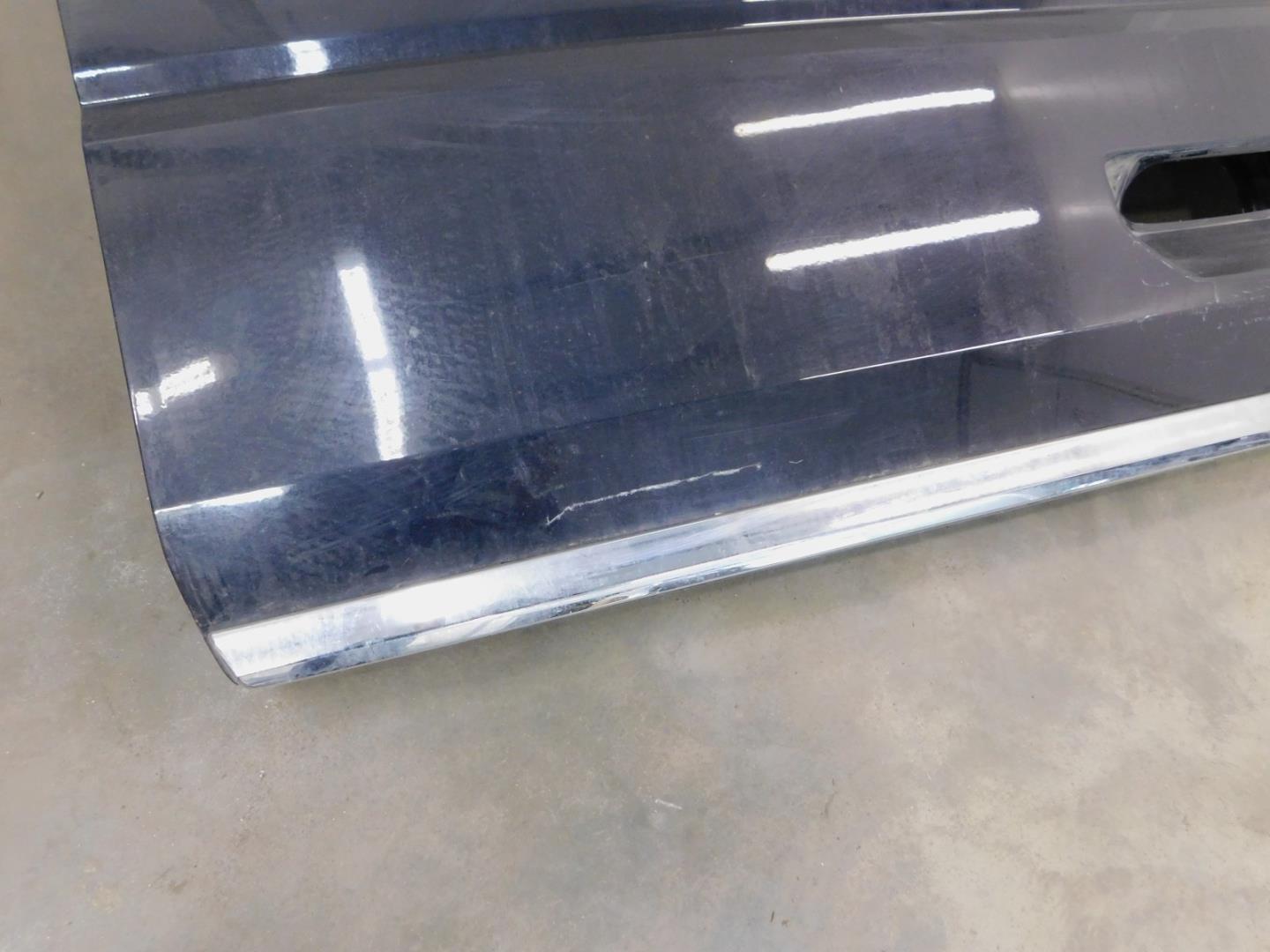 Дверь багажника