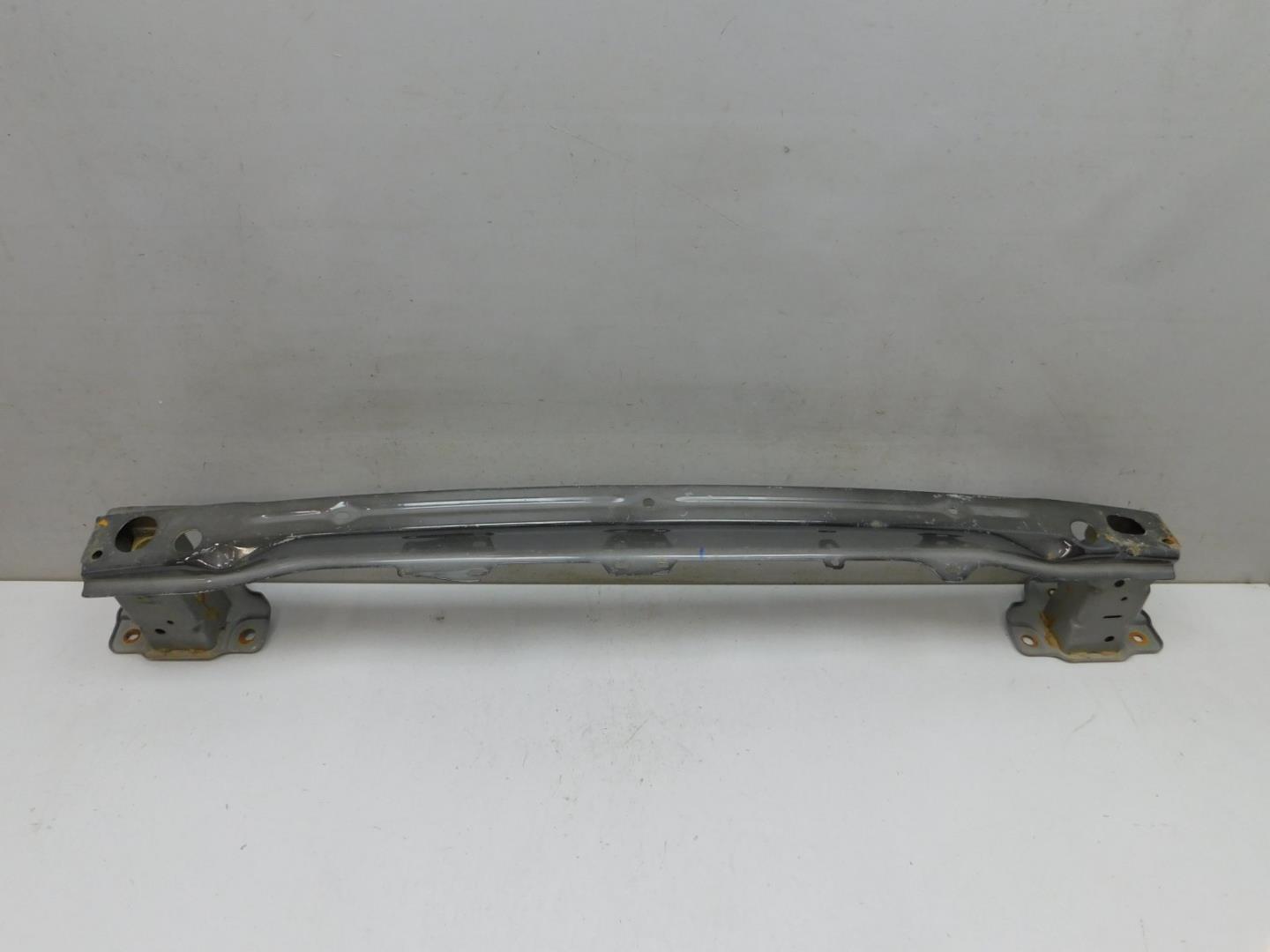 Усилитель заднего бампера