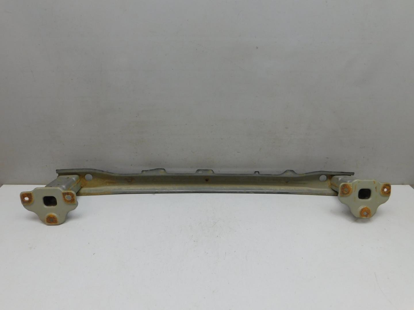 Усилитель заднего бампера