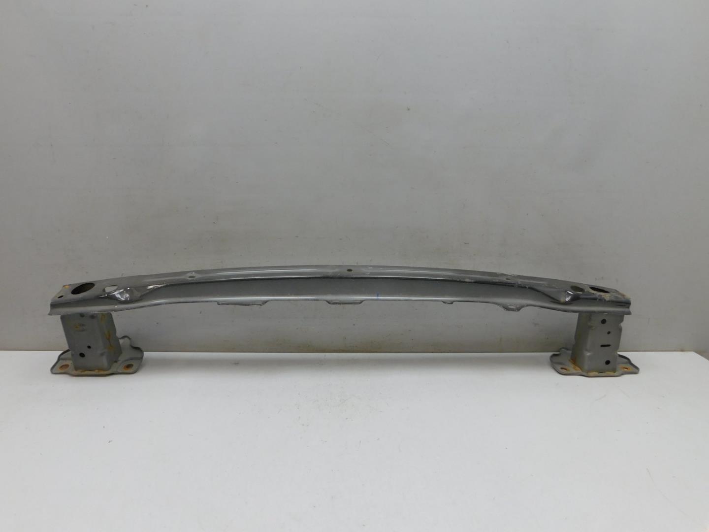 Усилитель заднего бампера