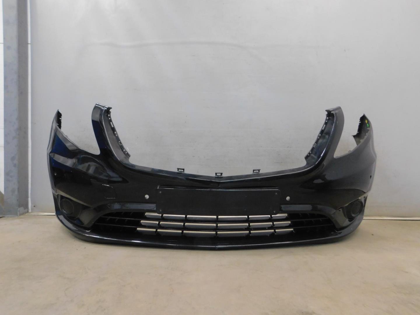 Бампер передний