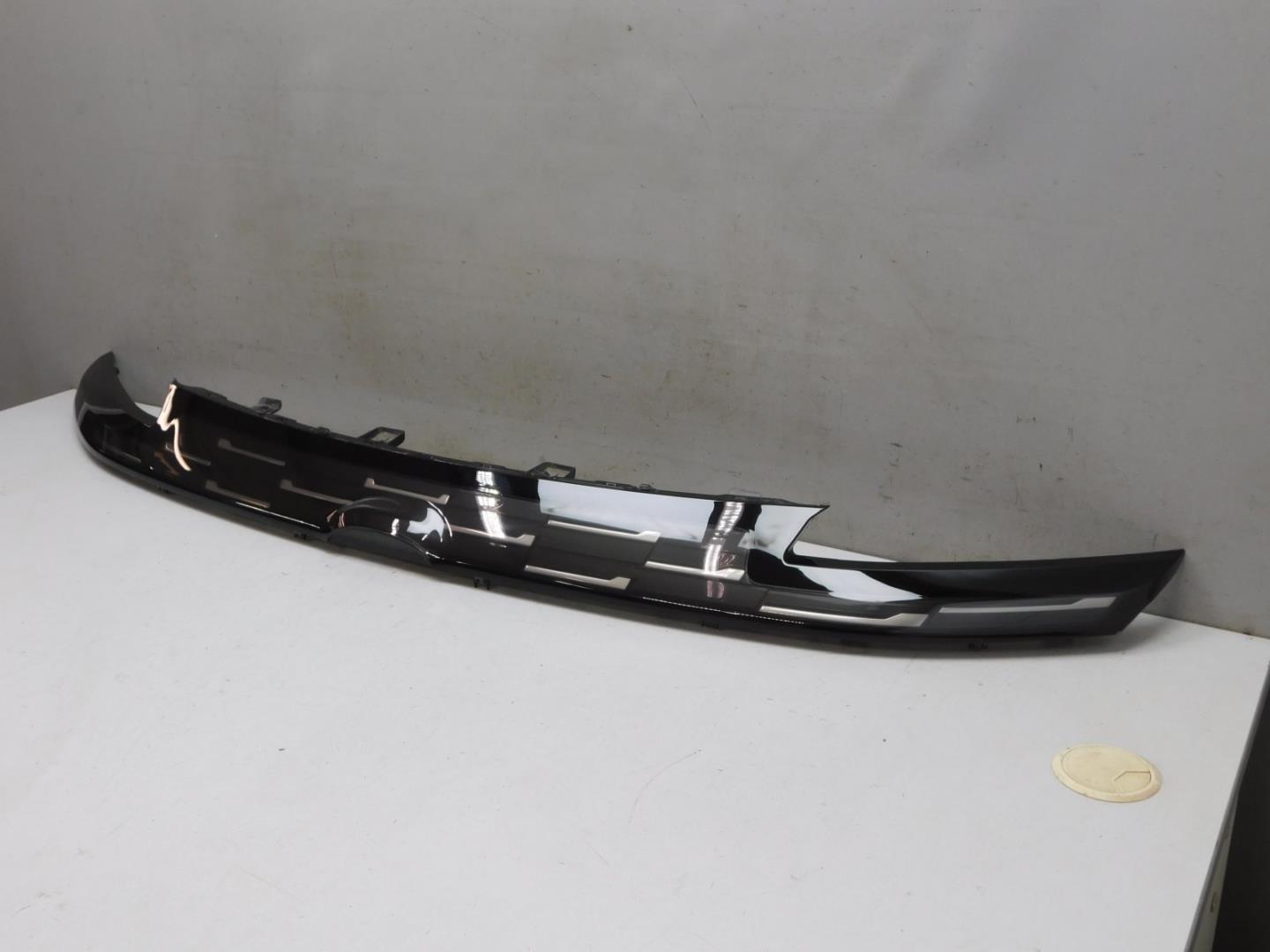 Накладка на решетку радиатора