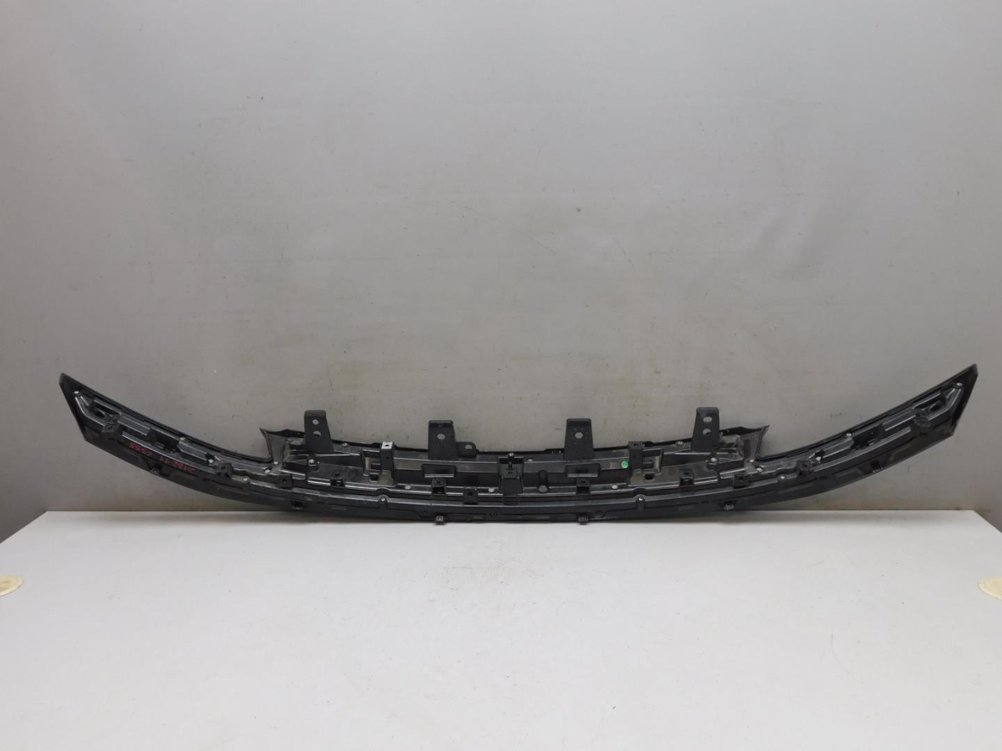 Накладка на решетку радиатора