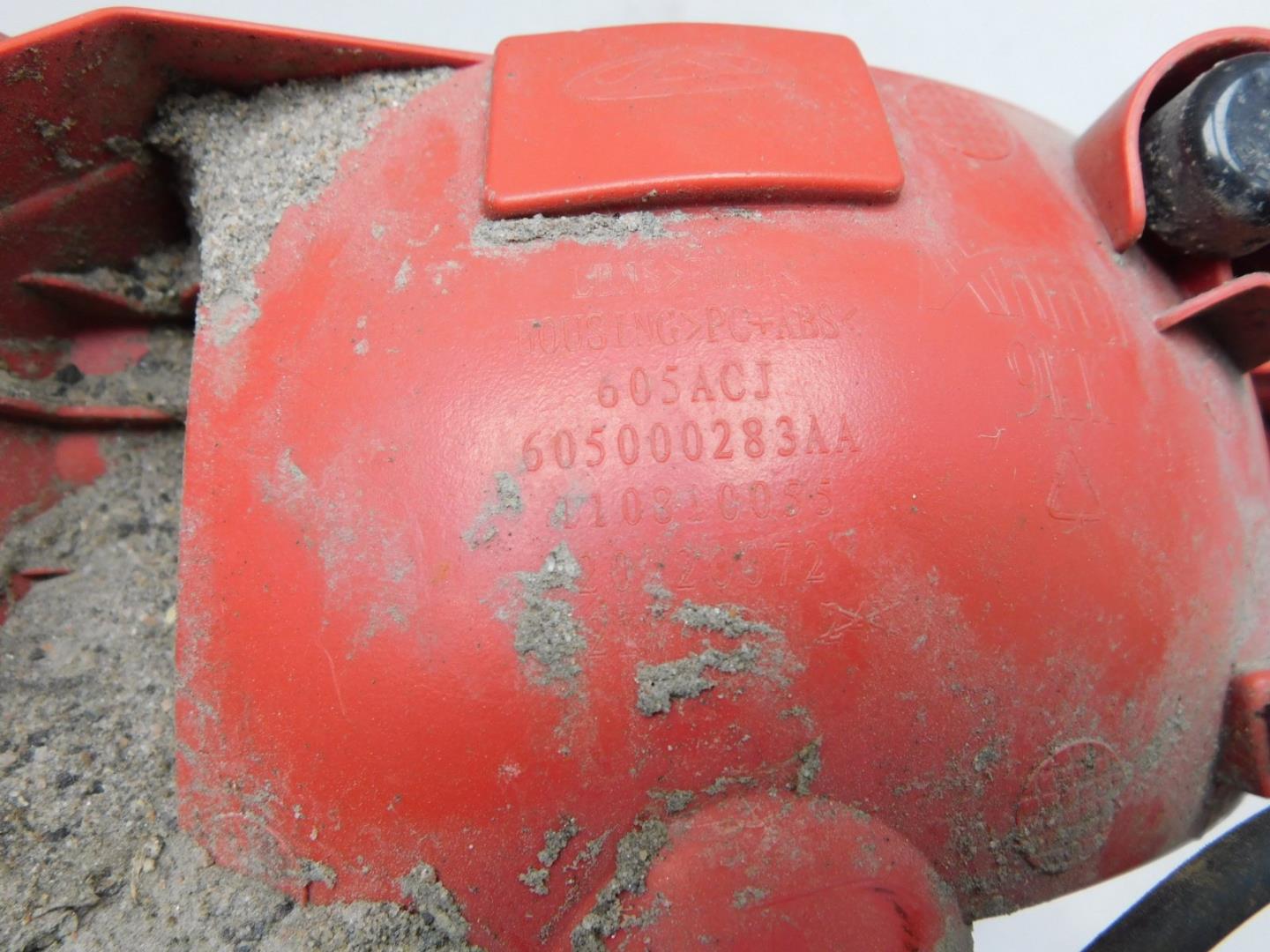 Фонарь задний в бампер правый