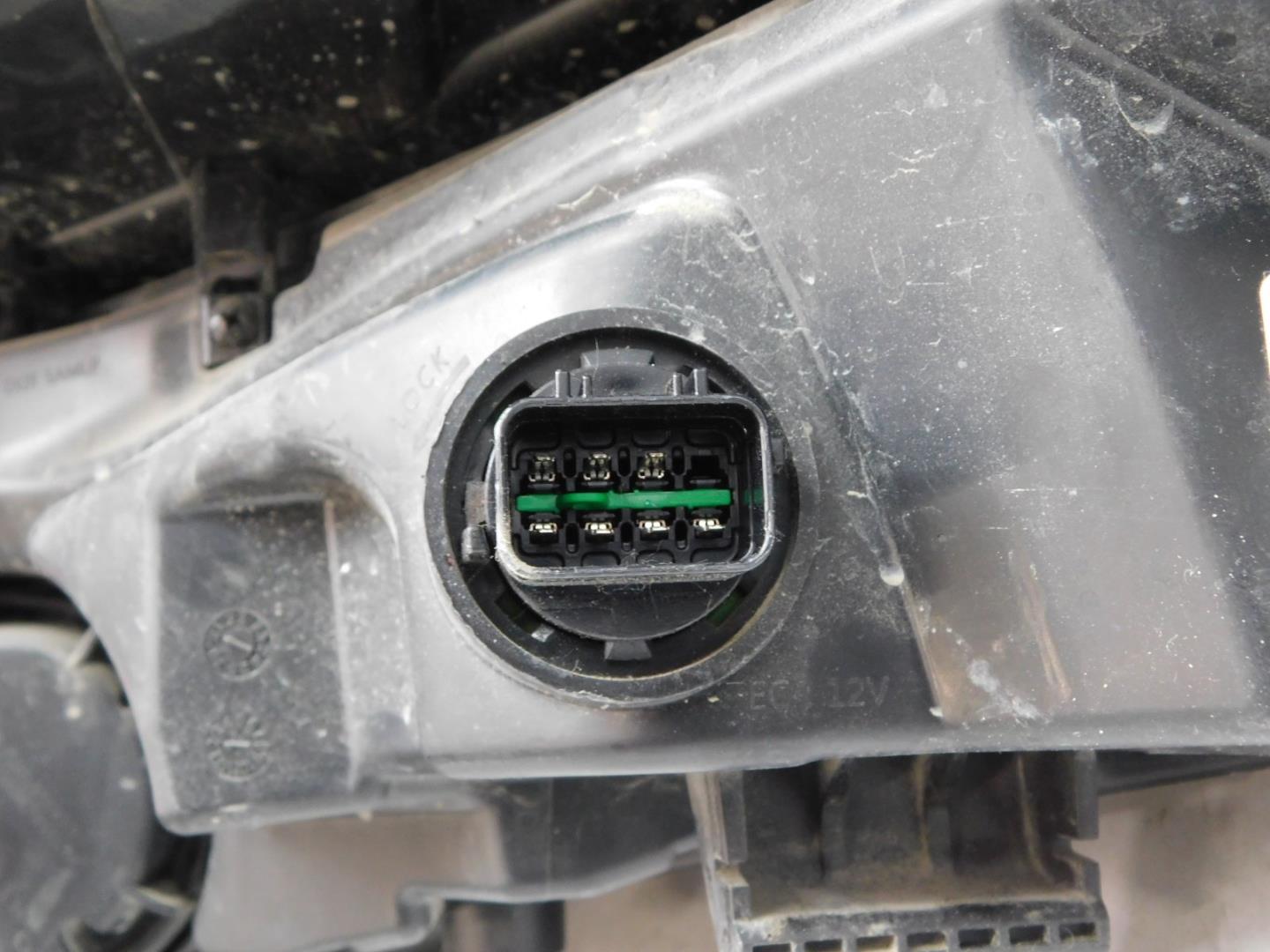 Габарит передний правый