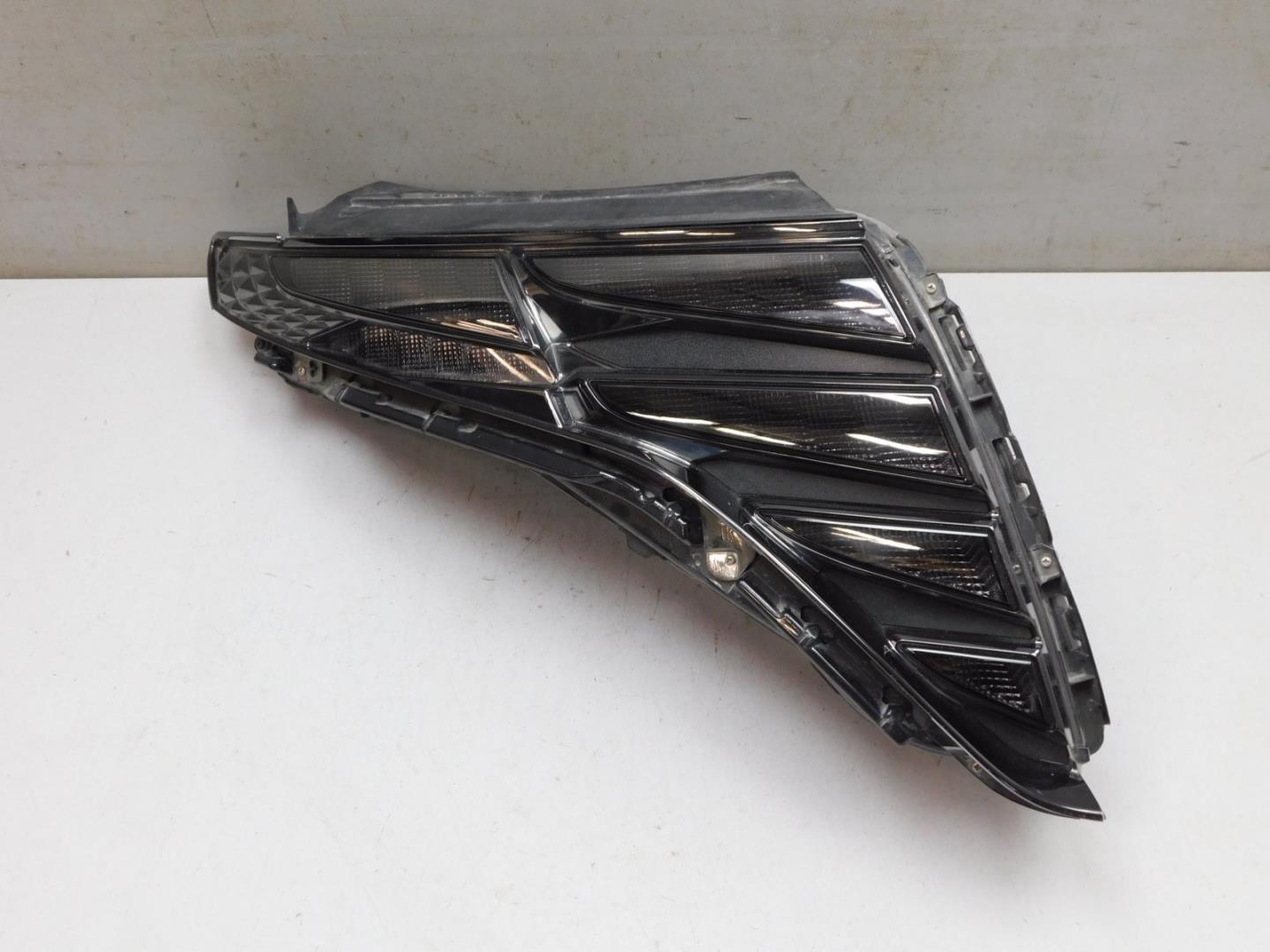 Габарит передний правый