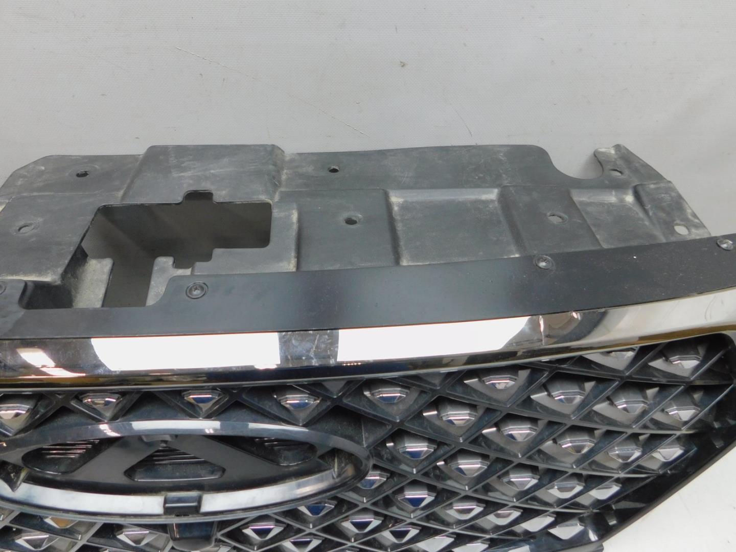 Решетка радиатора