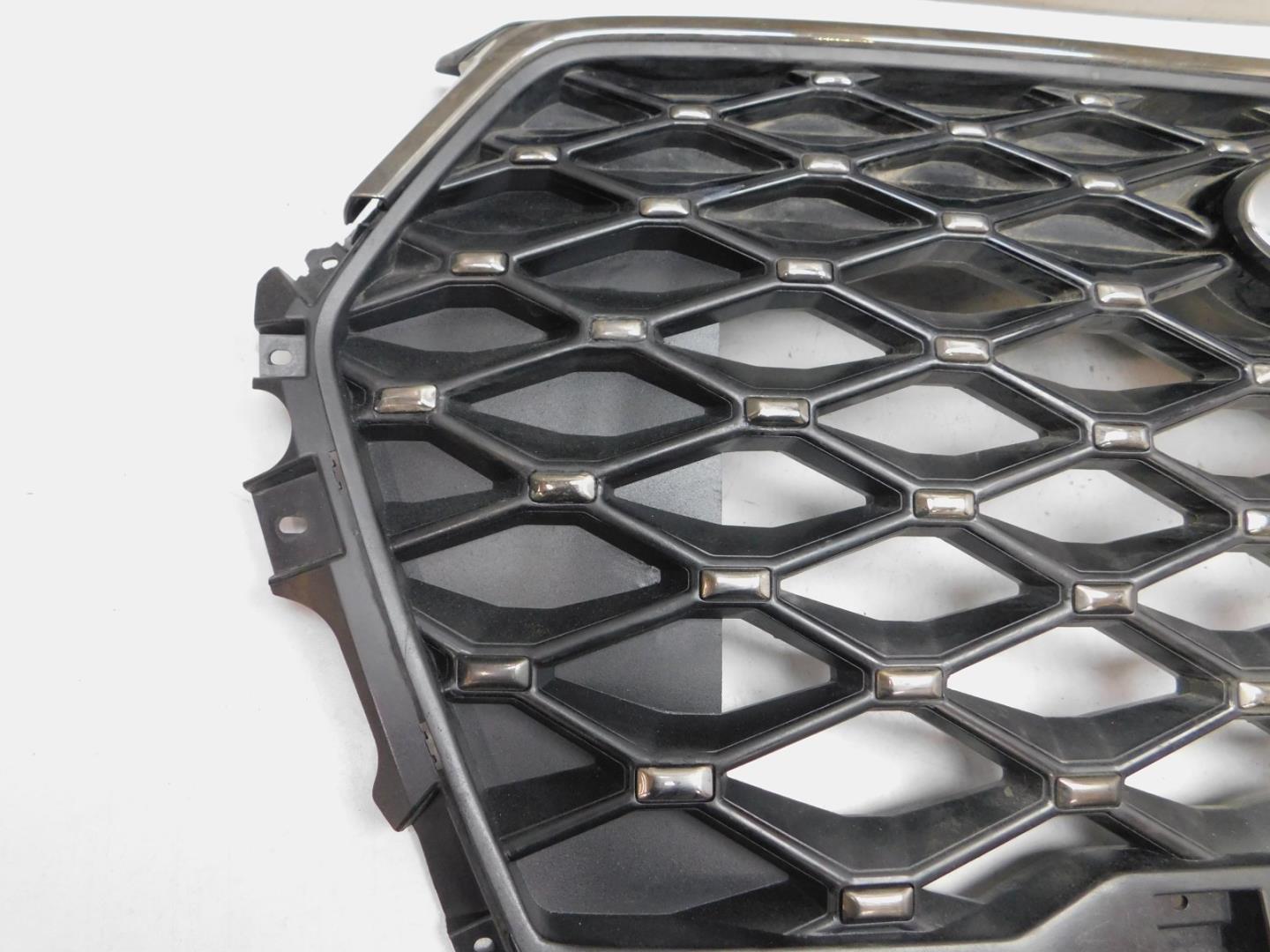 Решетка радиатора