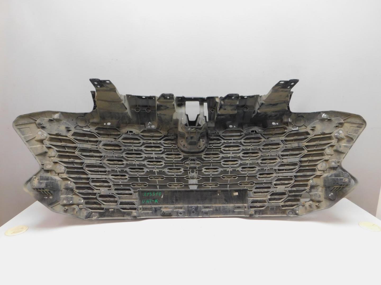 Решетка радиатора