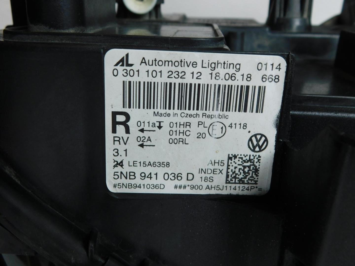 Фара правая