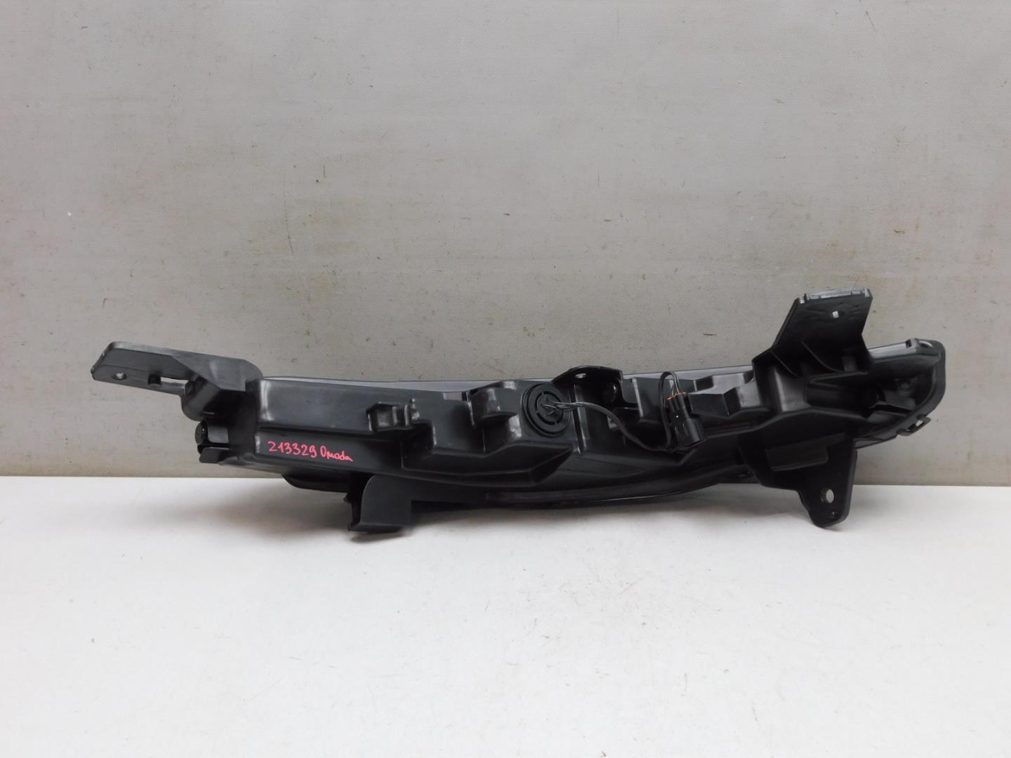 Габарит передний левый