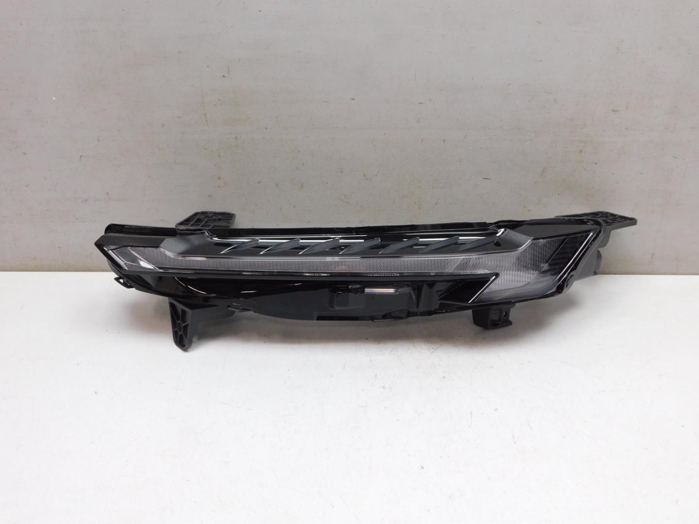 Габарит передний левый