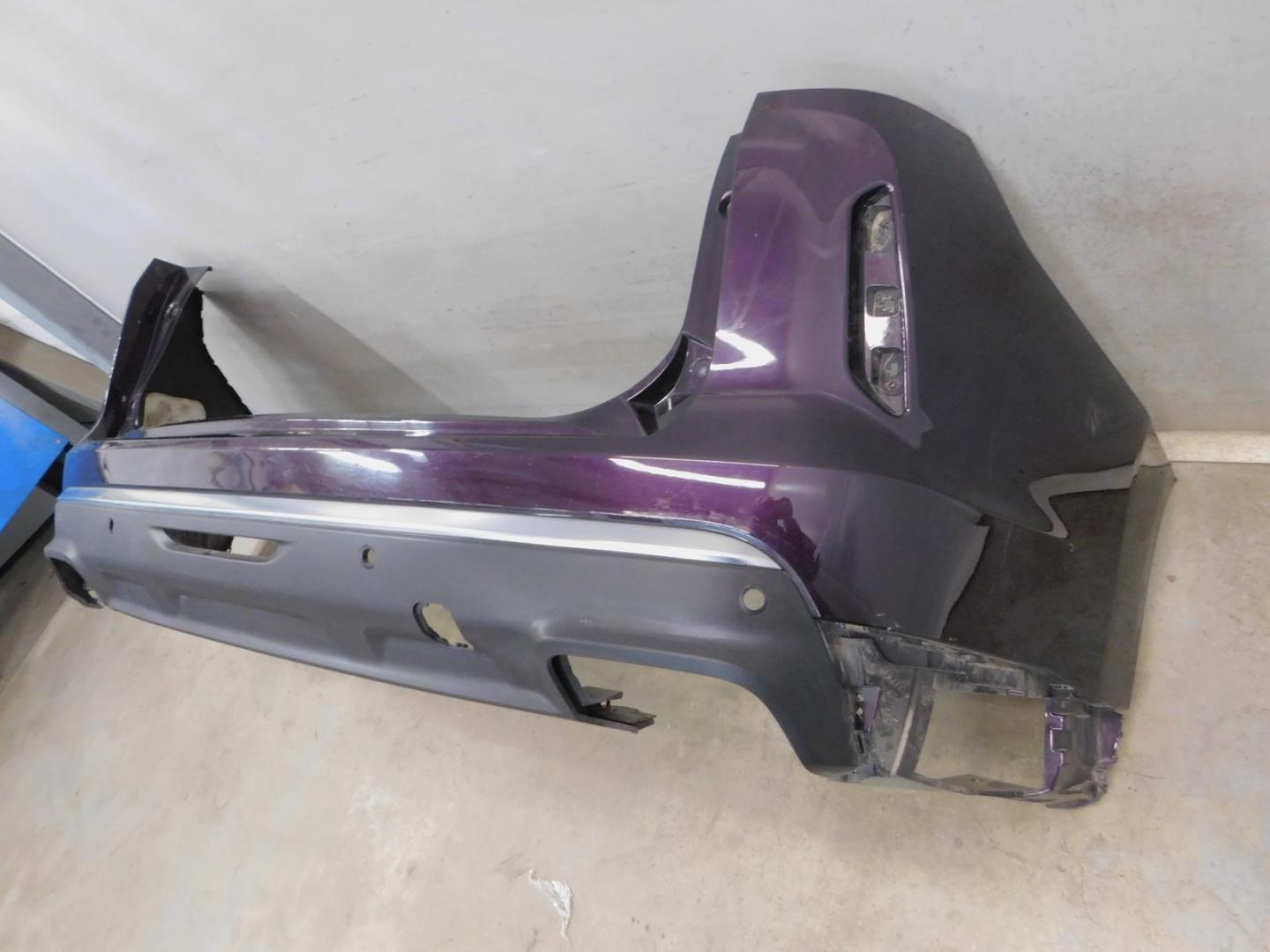 Бампер задний